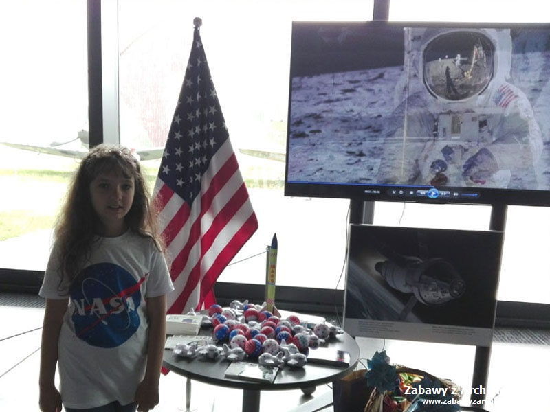 Pierwszy człowiek: Z Księżyca na Marsa i dalej